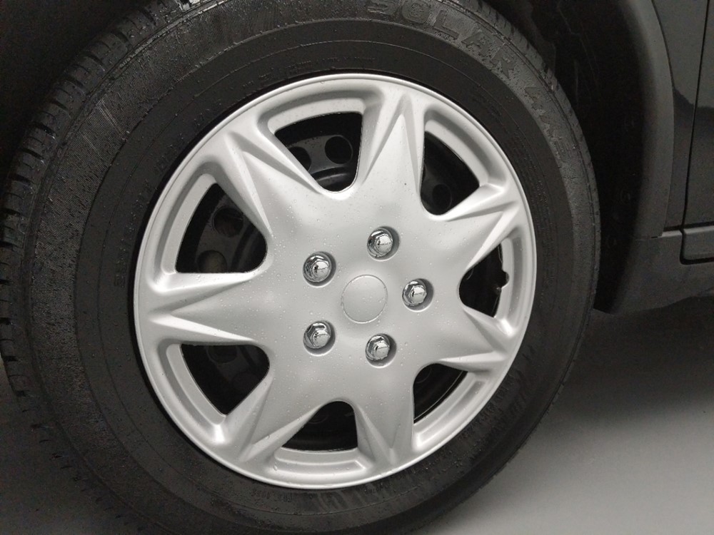 2017 Nissan Rogue - Wheel