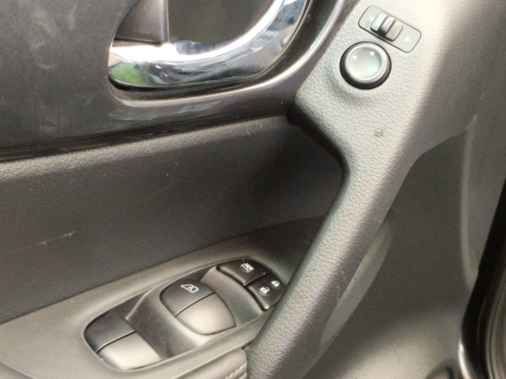 2017 Nissan Rogue - Driver Power Windows/Lock Control