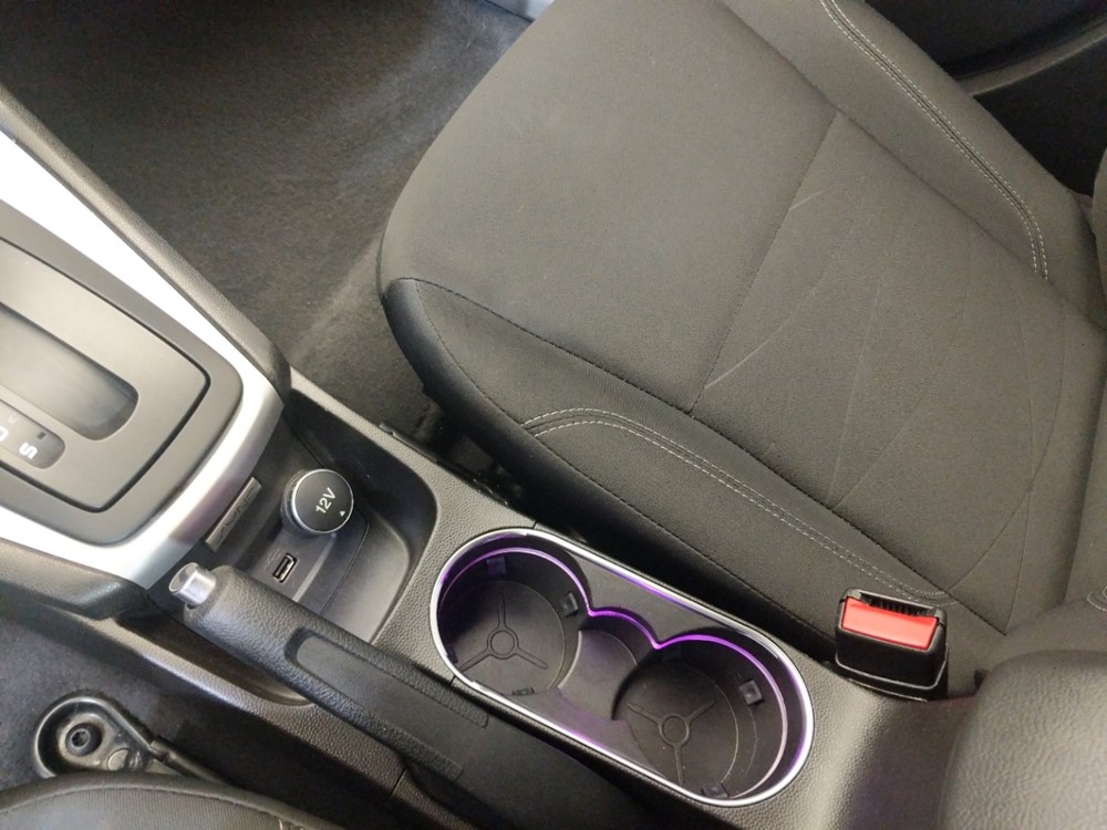 2017 Ford Fiesta - Center Console/Cup Holders