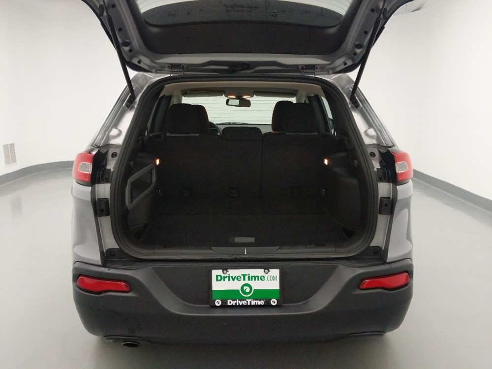 2014 Jeep Cherokee - Trunk