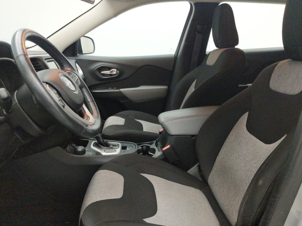 2014 Jeep Cherokee - Driver Front Seat