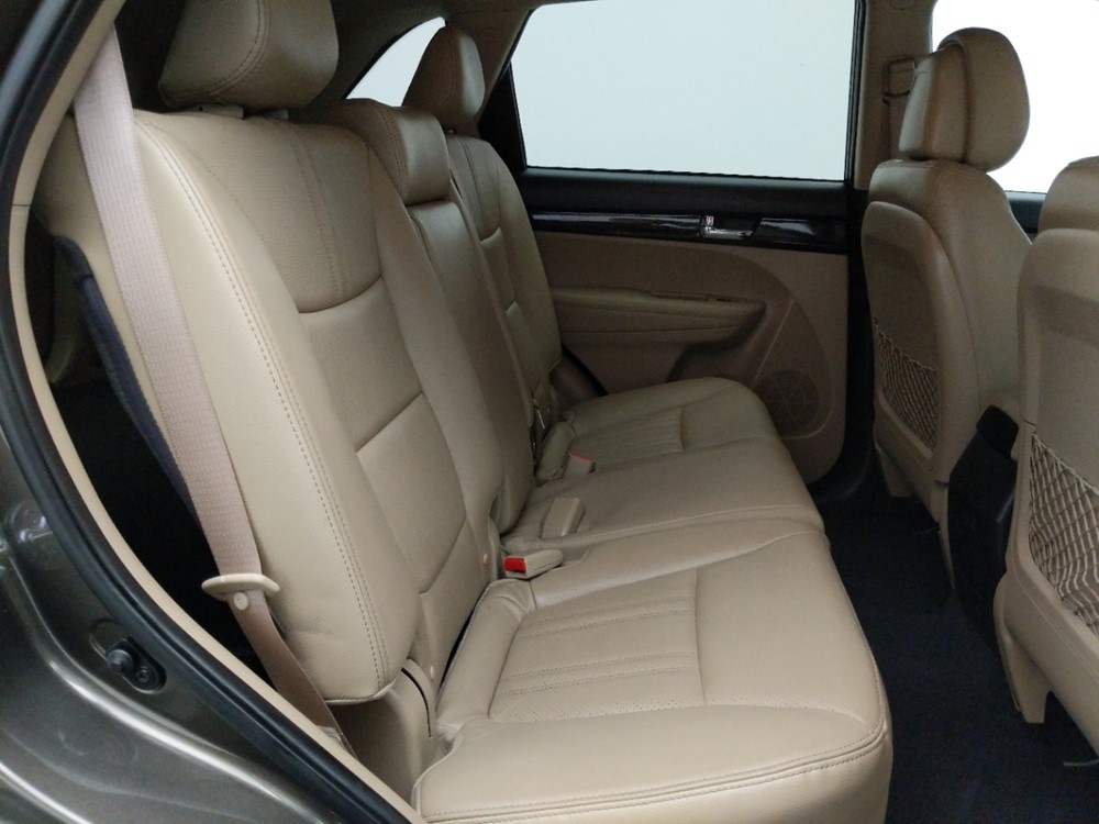 2013 Kia Sorento - Passenger Rear Seat