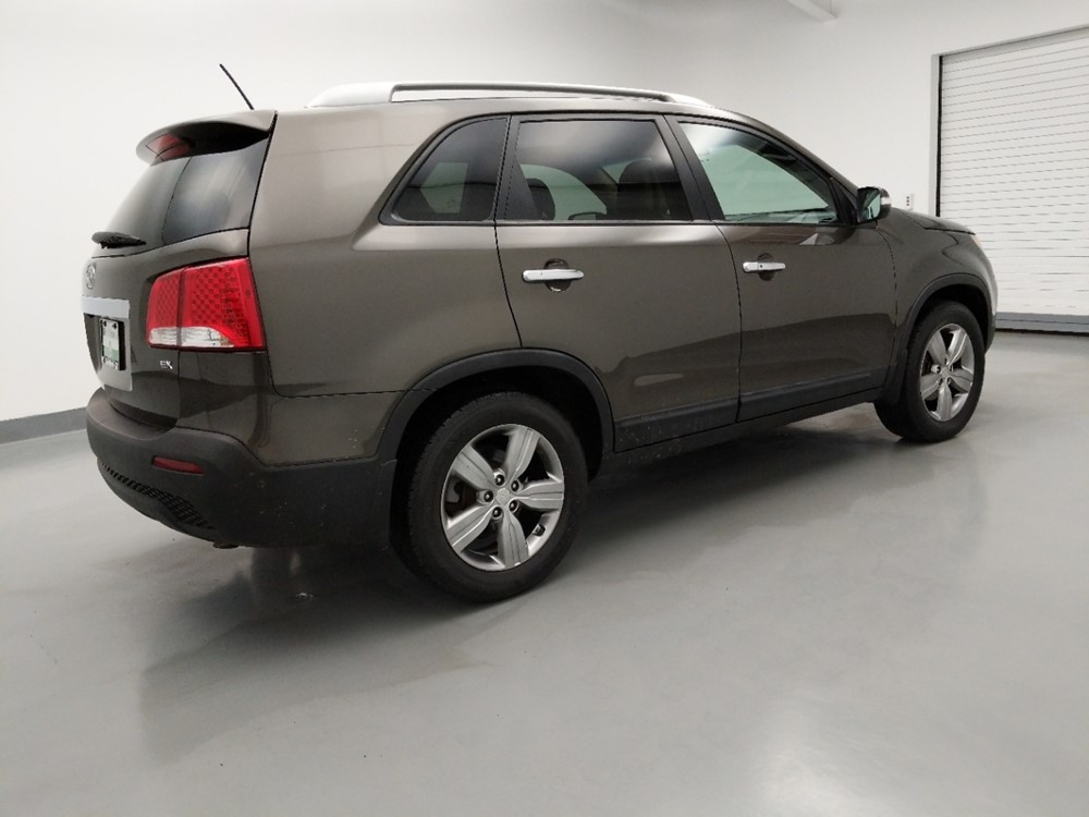 2013 Kia Sorento - Passenger Rear Side