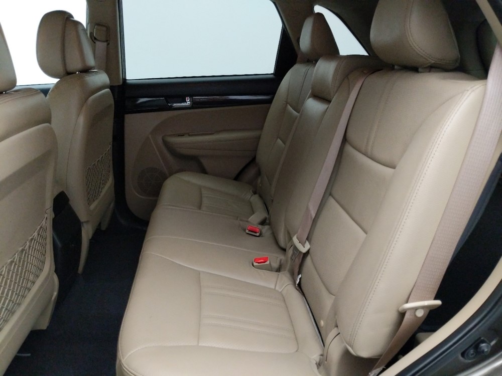 2013 Kia Sorento - Driver Rear Seat