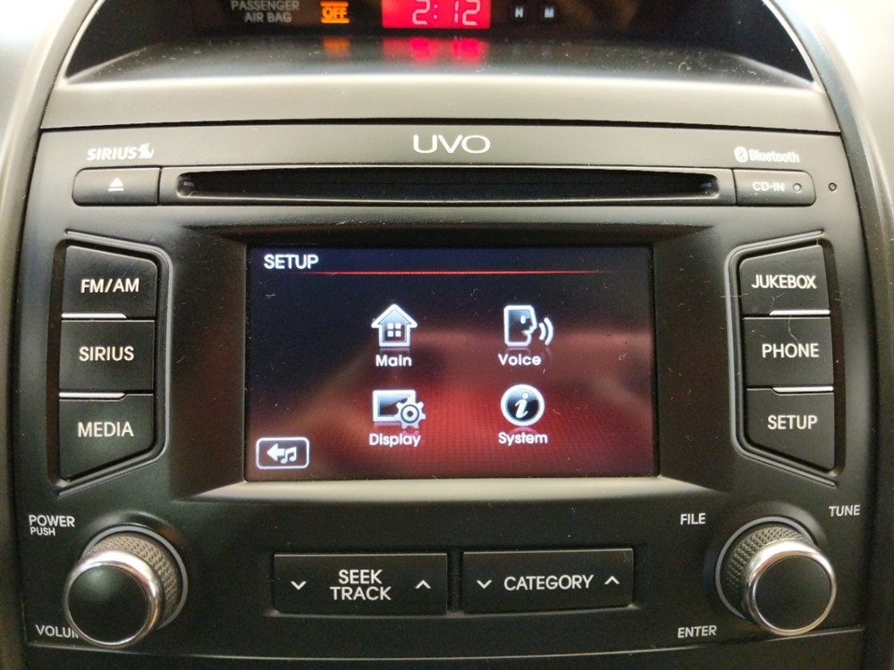 2013 Kia Sorento - Stereo Package