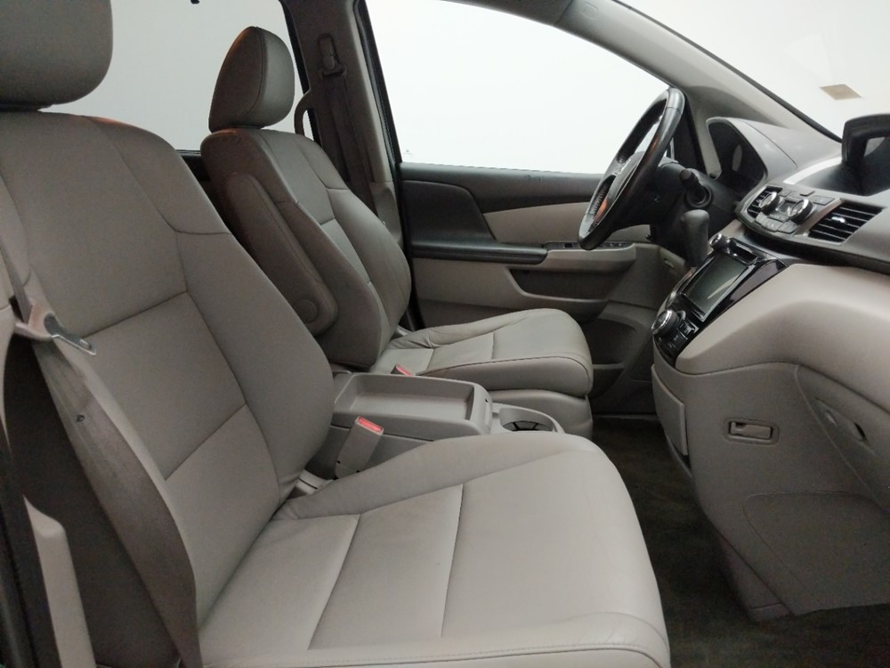 2016 Honda Odyssey - Passenger Front Seat