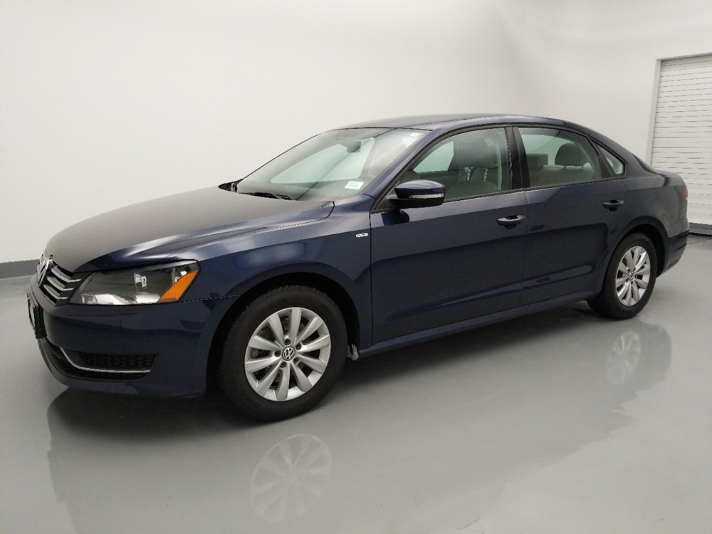 2015 Volkswagen Passat - Driver Front Side