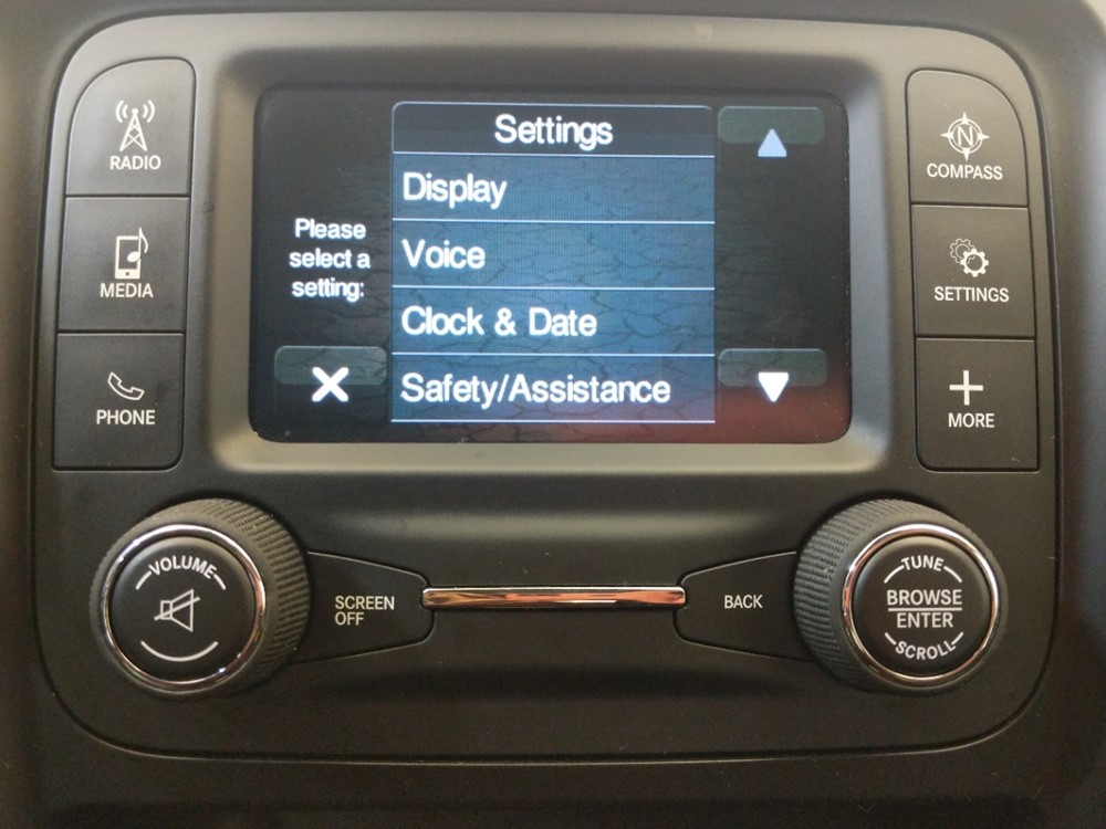 2015 Jeep Cherokee - Stereo Package