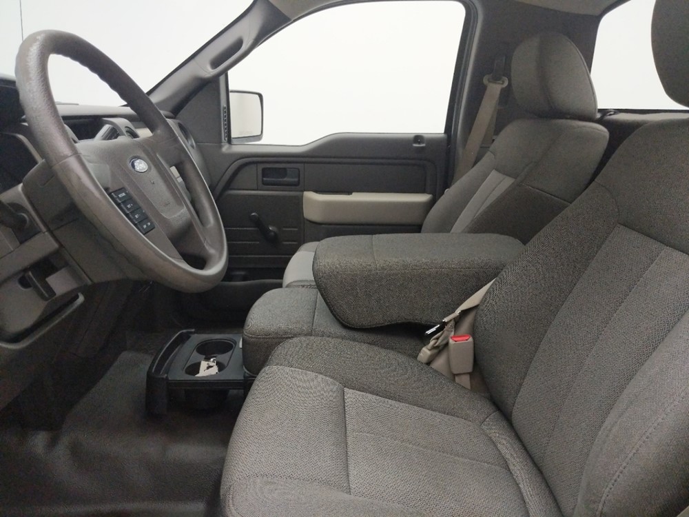 2009 Ford F-150 - Driver Front Seat