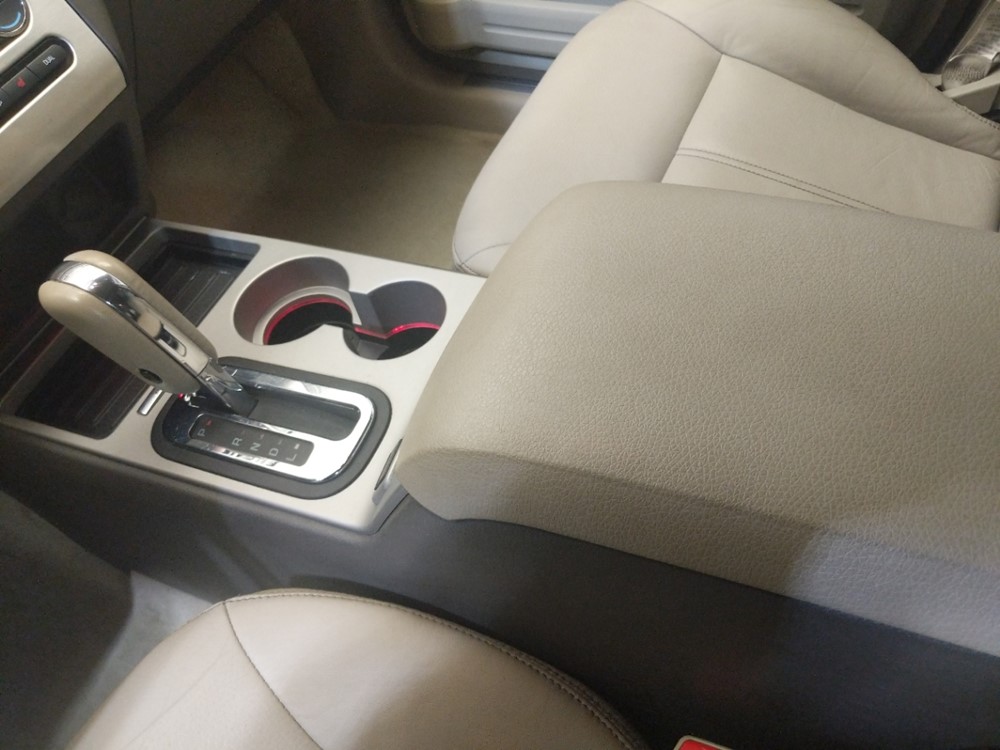2010 Ford Edge - Center Console/Cup Holders