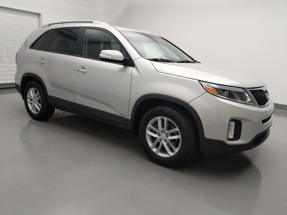 2014 Kia Sorento - Passenger Front Side