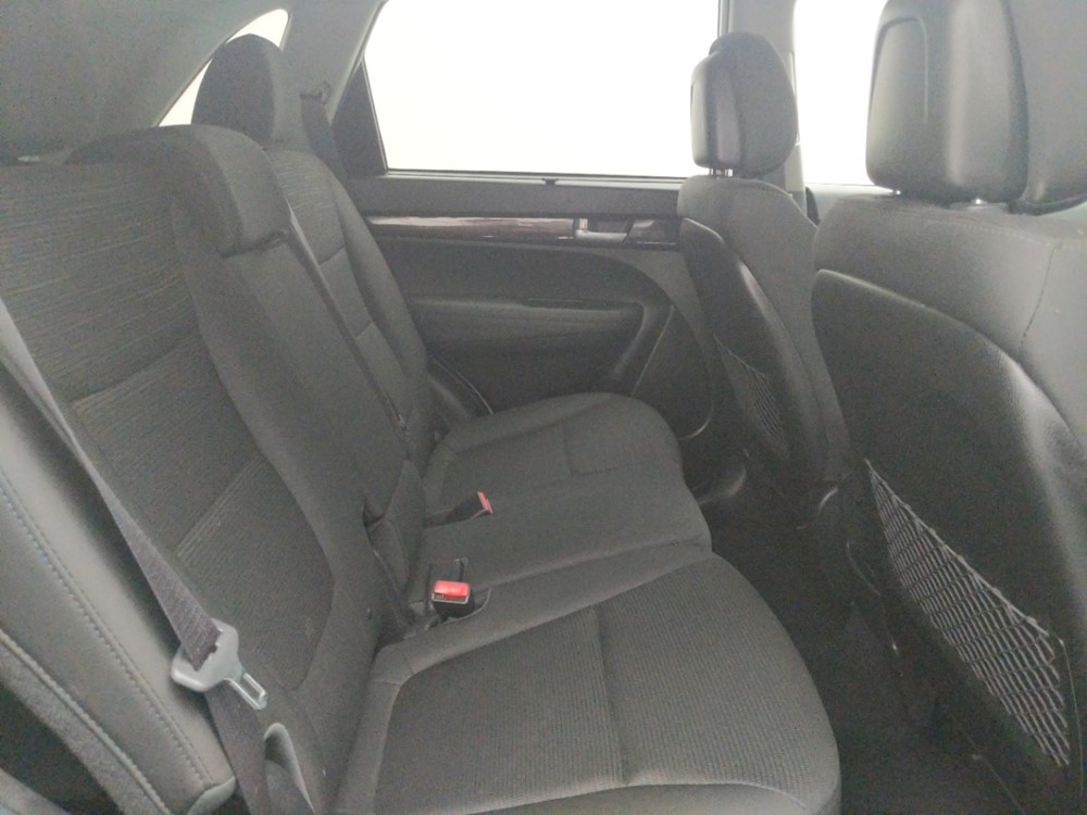 2014 Kia Sorento - Passenger Rear Seat