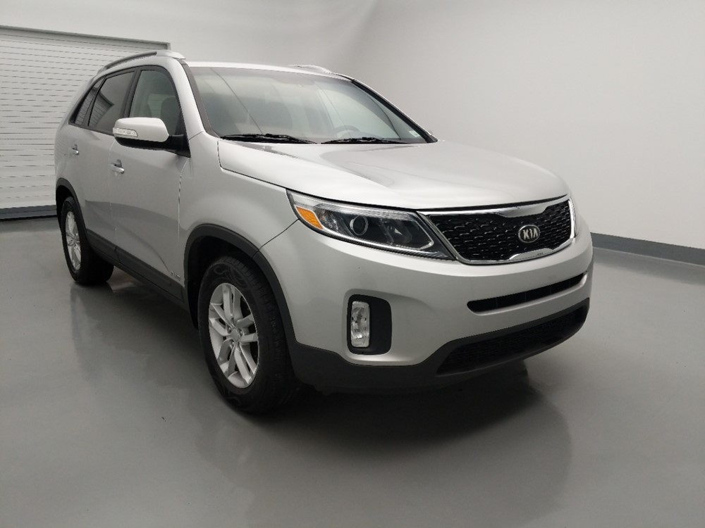2014 Kia Sorento - Passenger Front Bumper