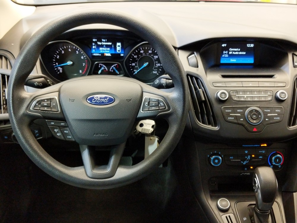 2017 Ford Focus - Driver Dash