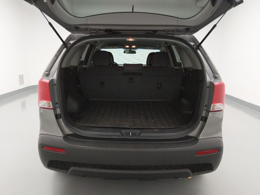 2013 Kia Sorento - Trunk