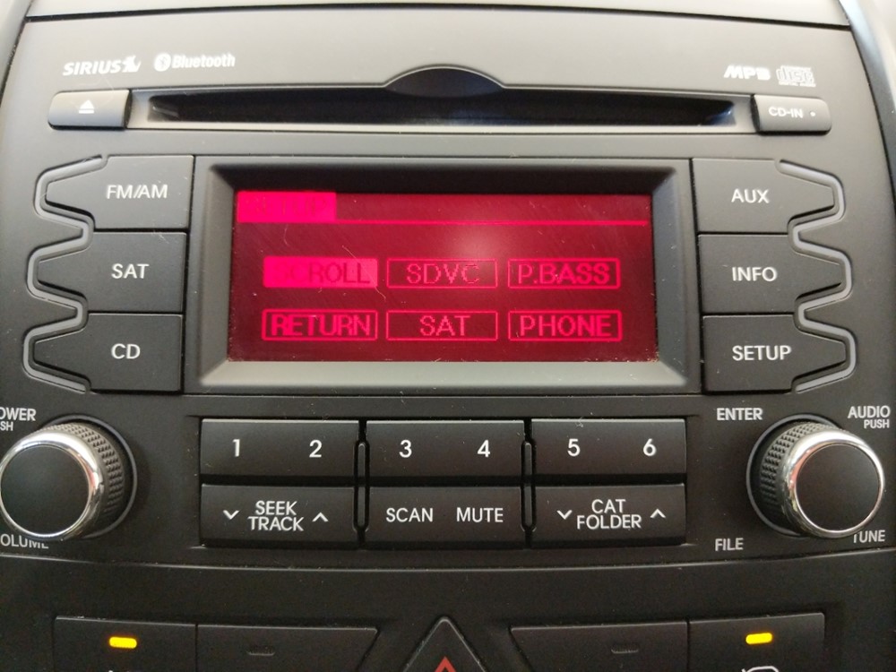 2013 Kia Sorento - Stereo Package