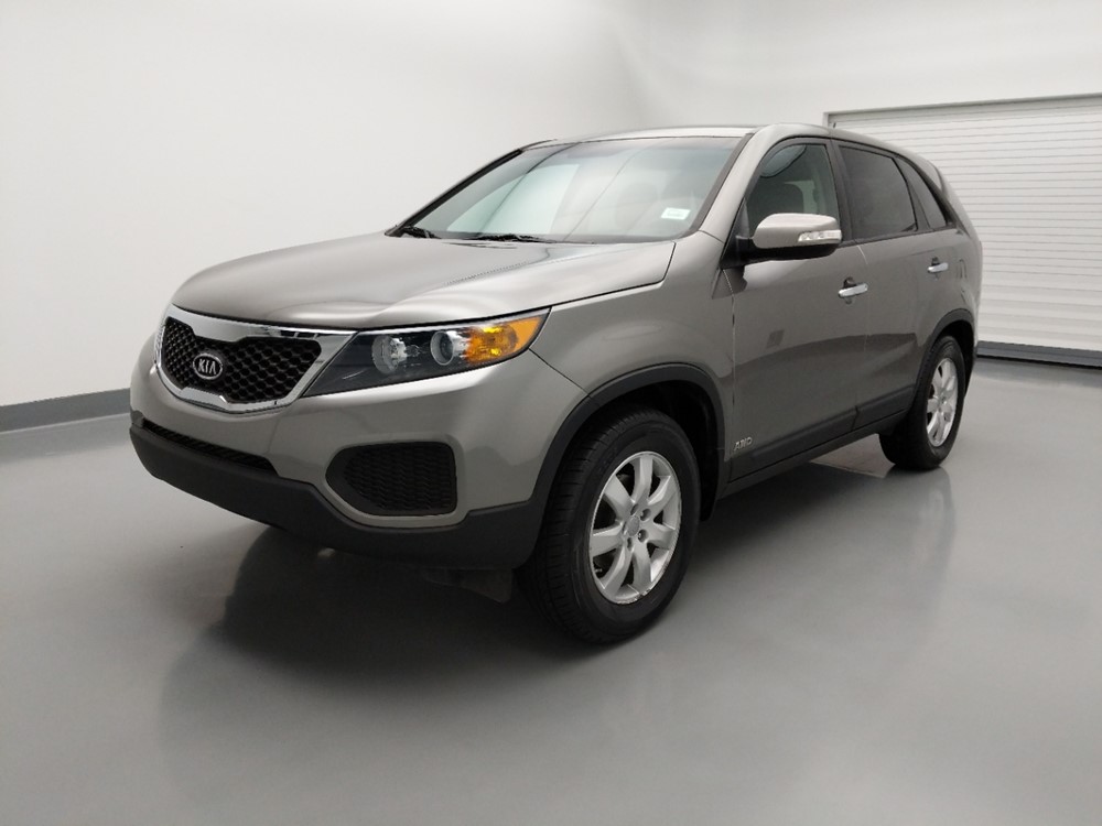 2013 Kia Sorento - Driver Front Bumper