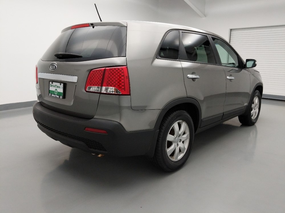2013 Kia Sorento - Passenger Rear Bumper
