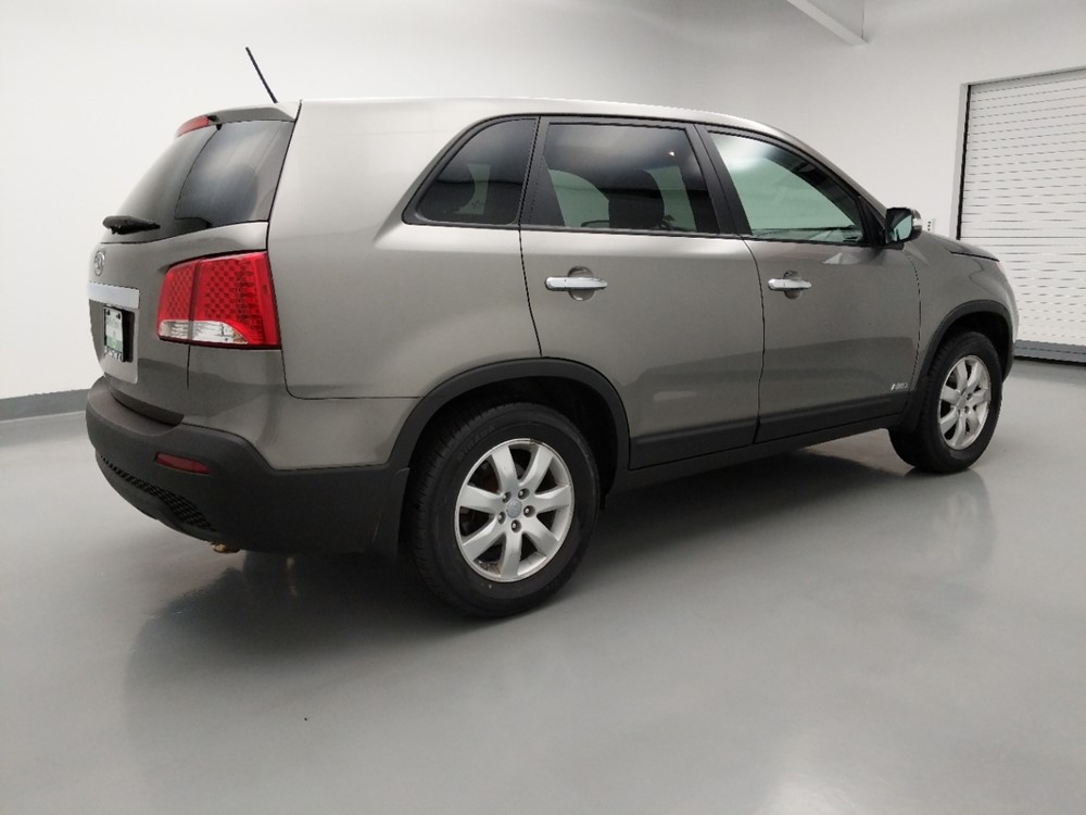 2013 Kia Sorento - Passenger Rear Side