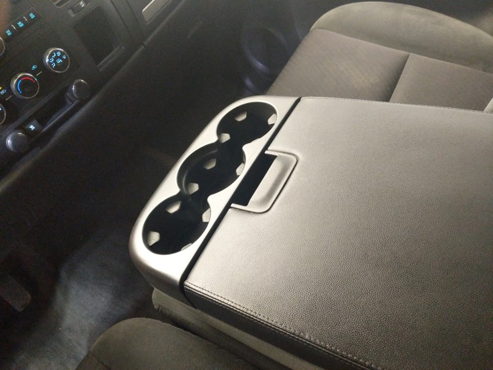 2009 Chevrolet Silverado 1500 - Center Console/Cup Holders