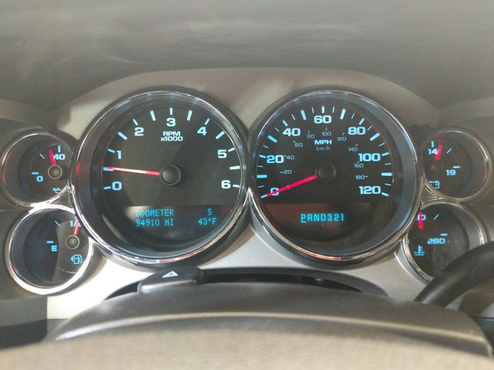 2009 Chevrolet Silverado 1500 - Odometer Close Up