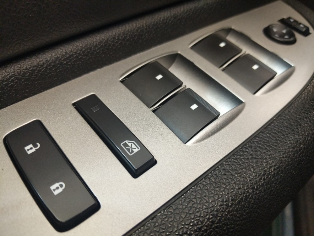 2009 Chevrolet Silverado 1500 - Driver Power Windows/Lock Control