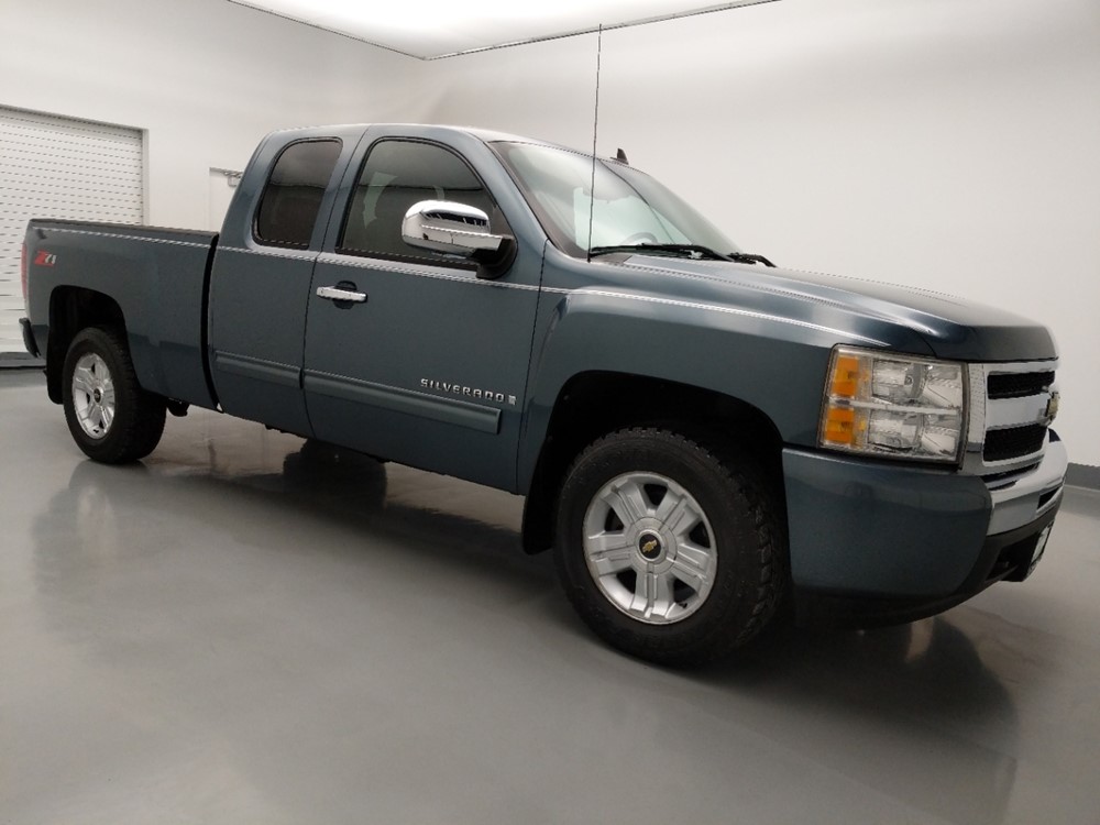 2009 Chevrolet Silverado 1500 - Passenger Front Side