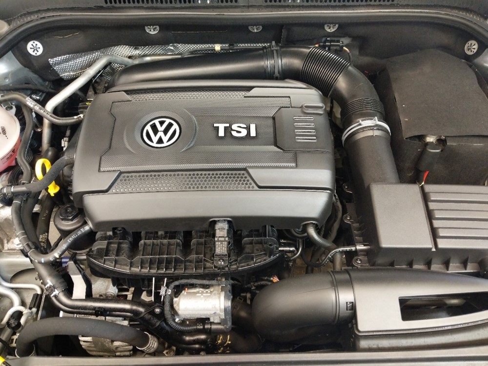 2016 Volkswagen Jetta - Engine