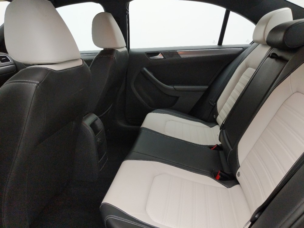 2016 Volkswagen Jetta - Driver Rear Seat