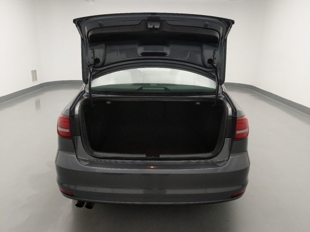 2016 Volkswagen Jetta - Trunk