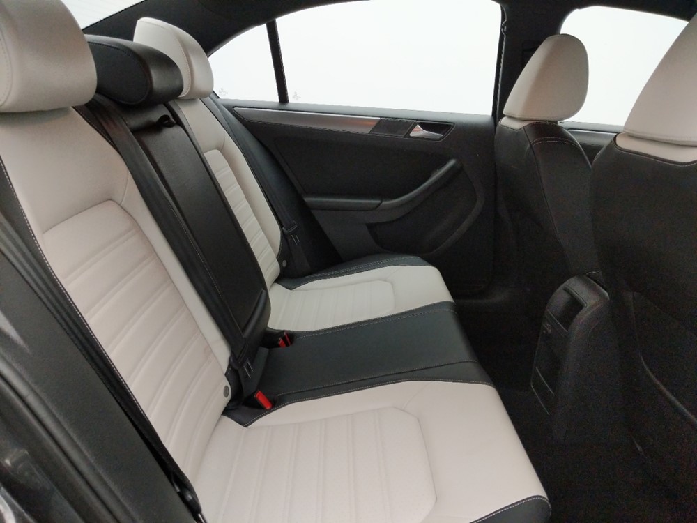 2016 Volkswagen Jetta - Passenger Rear Seat