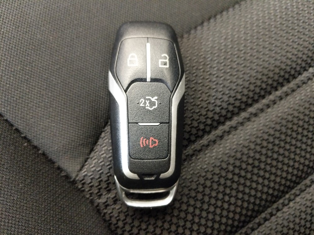 2017 Ford Fusion - Keys