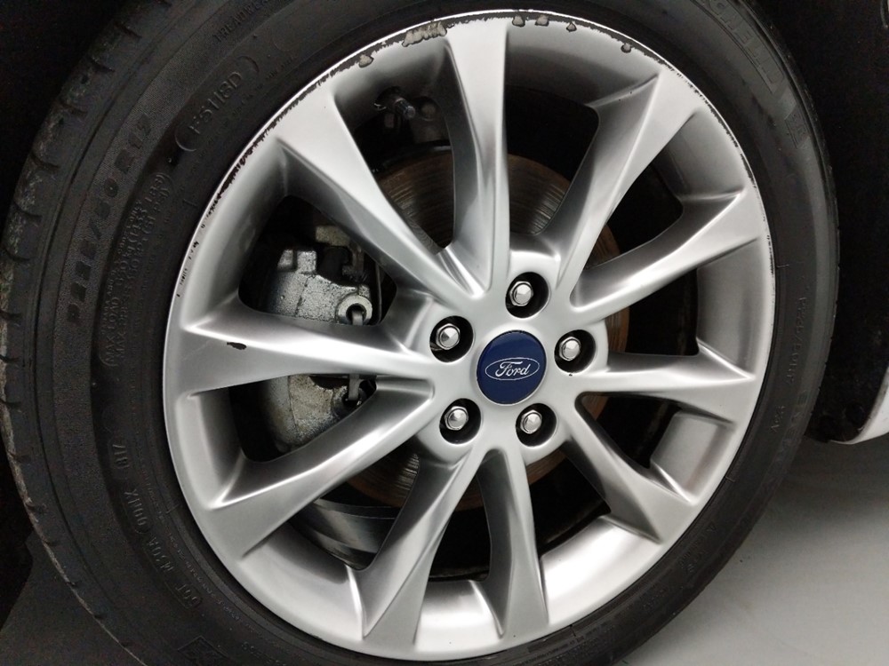 2017 Ford Fusion - Wheel