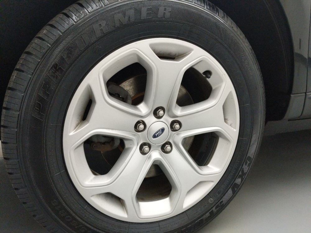 2013 Ford Edge - Wheel