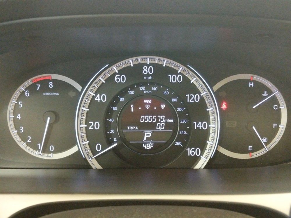 2015 Honda Accord - Odometer Close Up