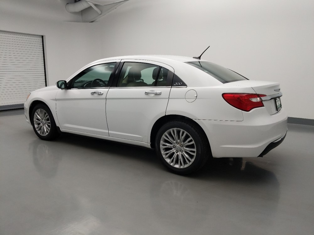 2013 Chrysler 200 - Driver Rear Side