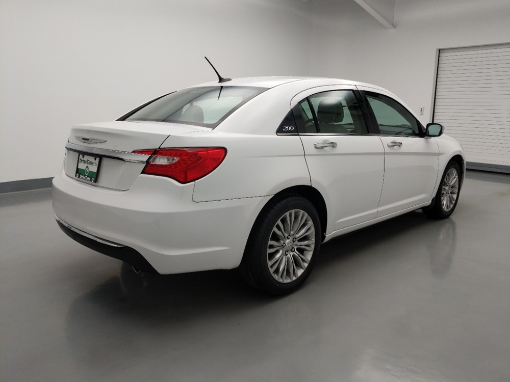 2013 Chrysler 200 - Passenger Rear Side