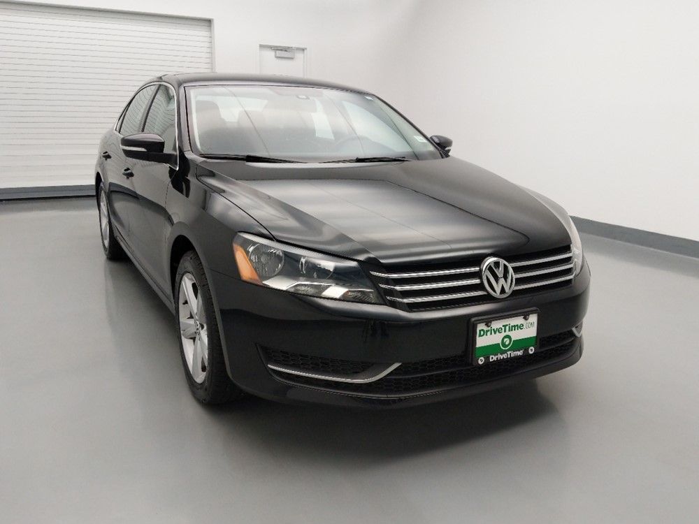 2015 Volkswagen Passat - Passenger Front Hood