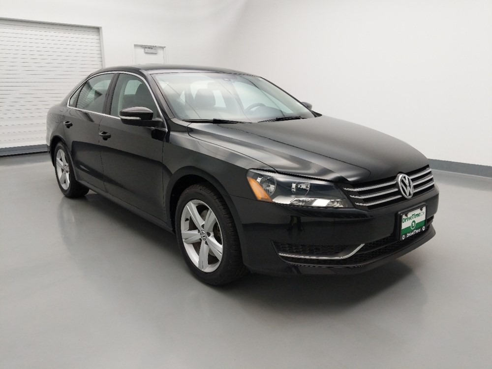 2015 Volkswagen Passat - Passenger Front Bumper