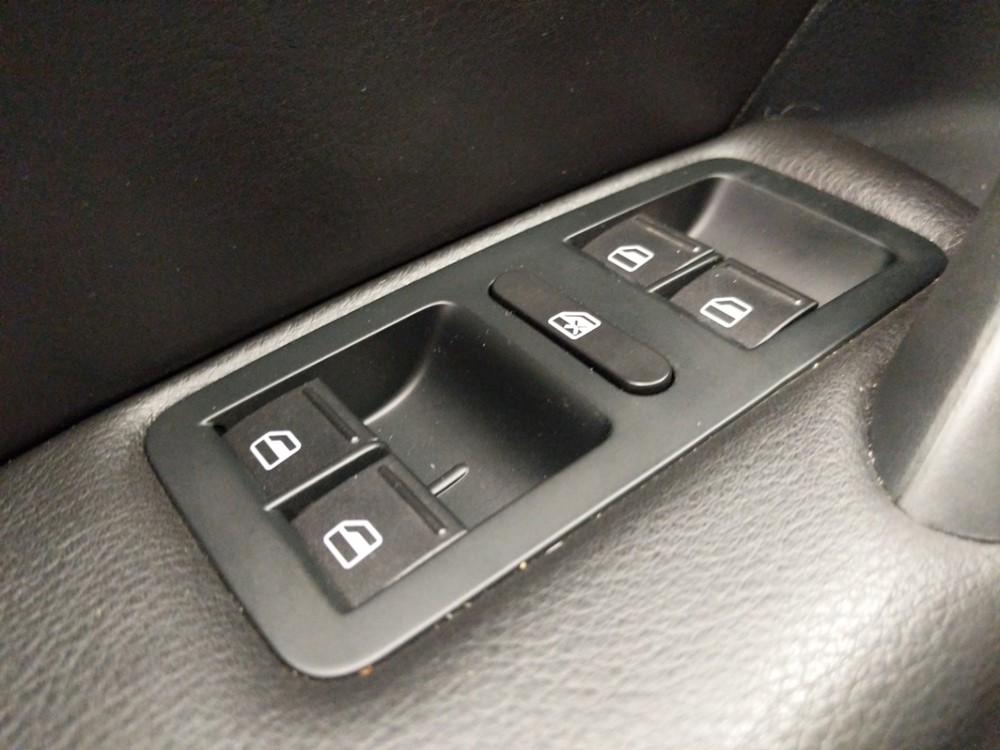 2015 Volkswagen Passat - Driver Power Windows/Lock Control
