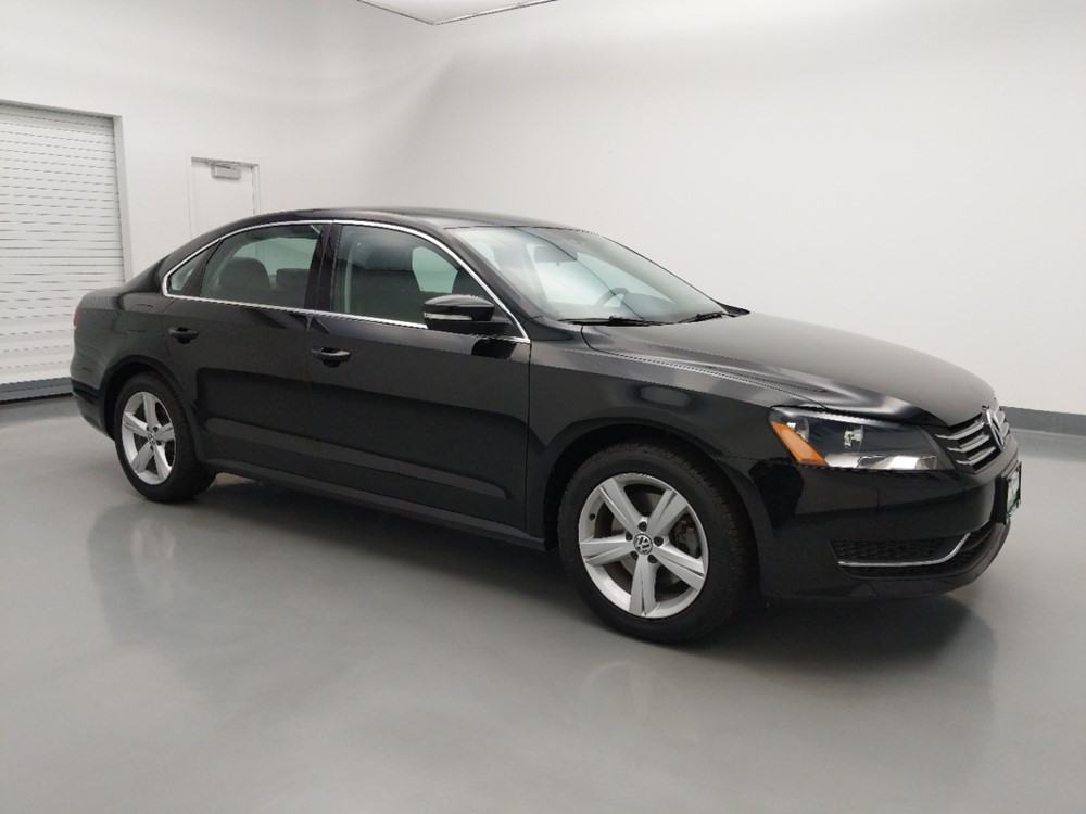 2015 Volkswagen Passat - Passenger Front Side