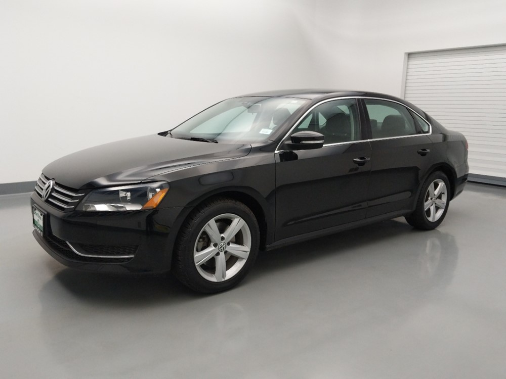 2015 Volkswagen Passat - Driver Front Side