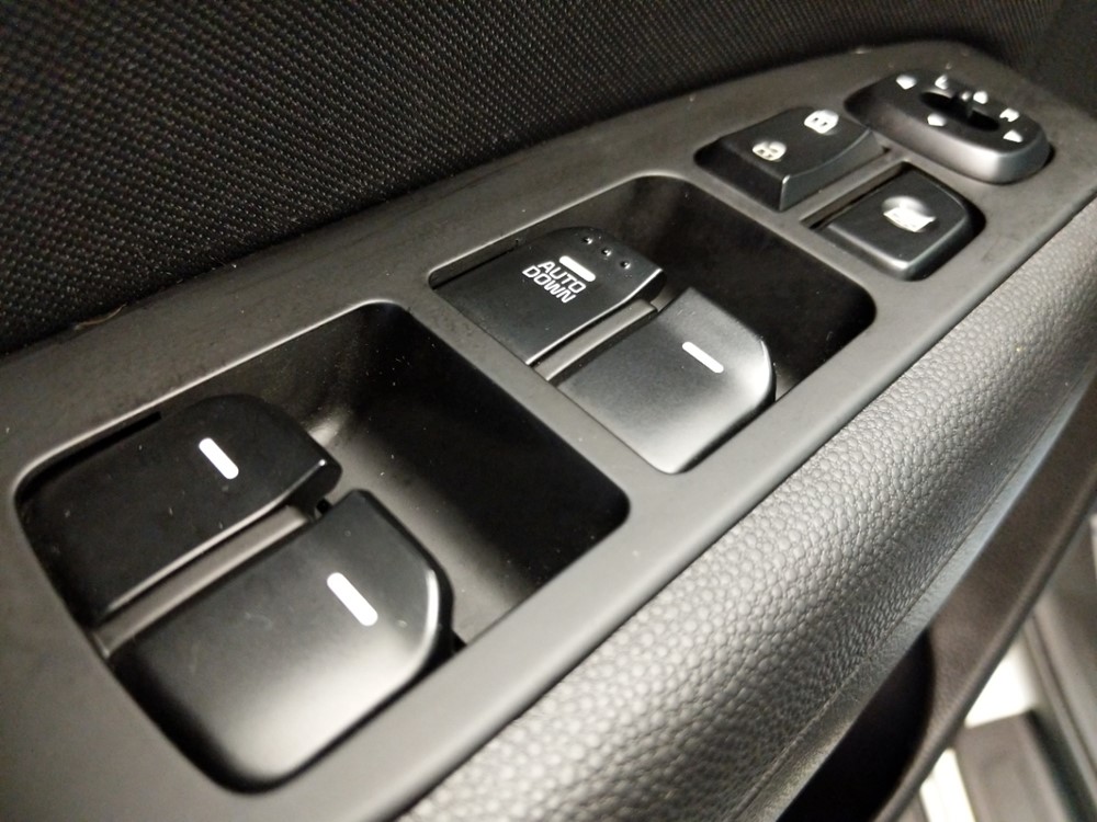 2016 Kia Soul - Driver Power Windows/Lock Control