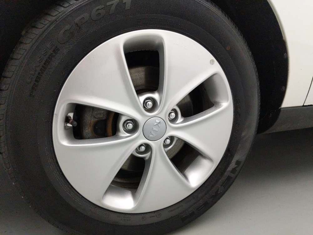 2016 Kia Soul - Wheel