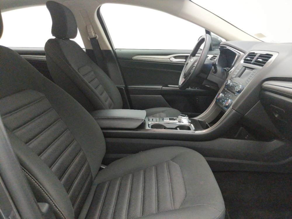 2017 Ford Fusion - Passenger Front Seat