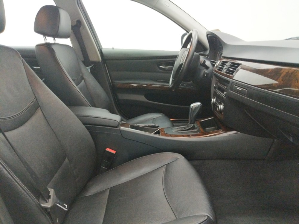 2011 BMW 328i - Passenger Front Seat