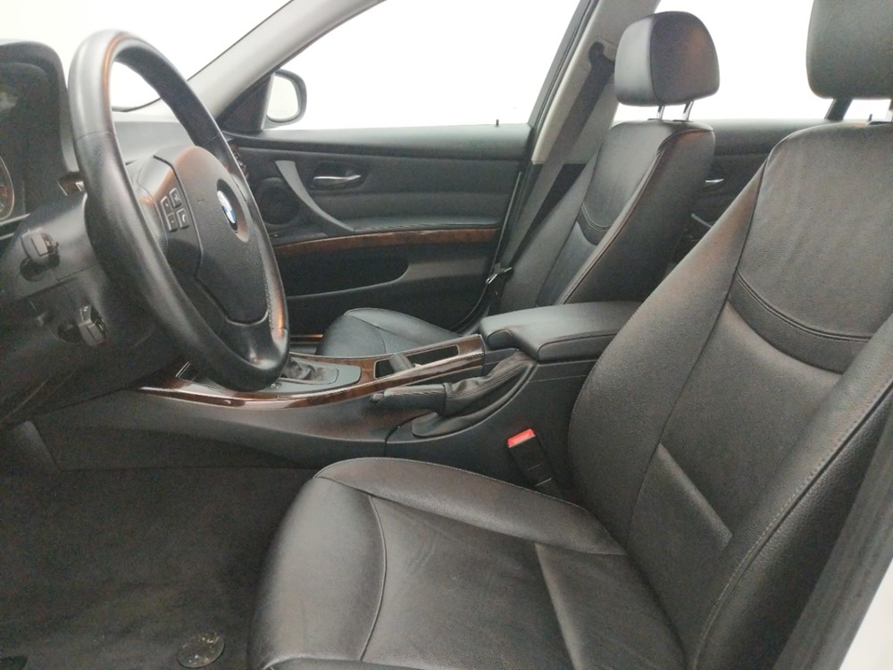 2011 BMW 328i - Driver Front Seat