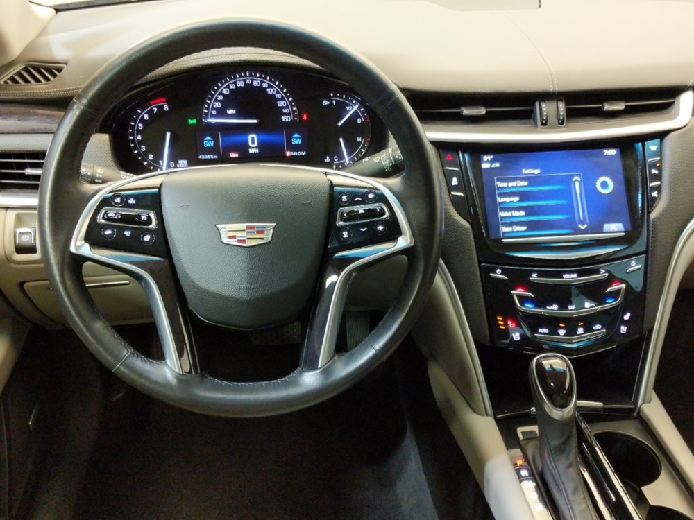 2017 Cadillac XTS - Driver Dash