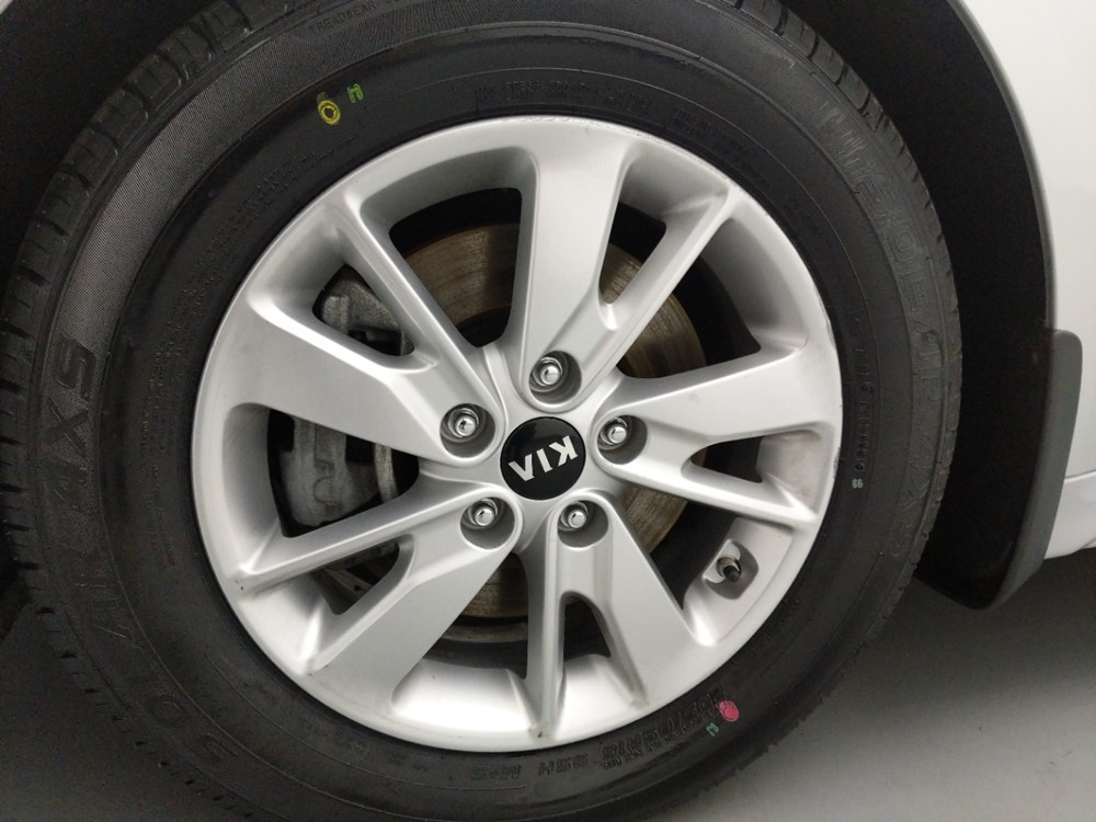 2017 Kia Optima - Wheel