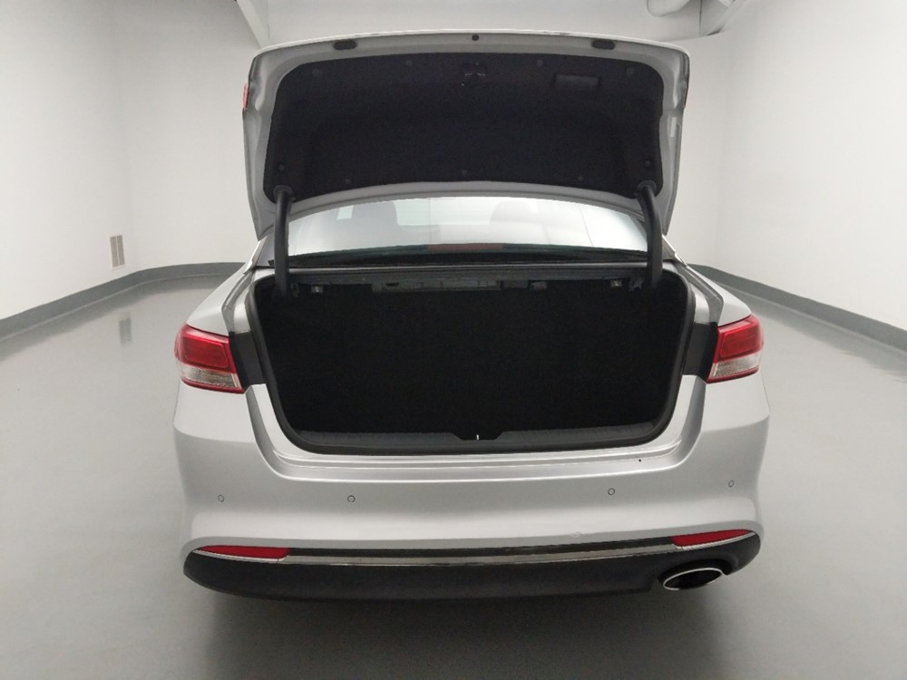 2017 Kia Optima - Trunk
